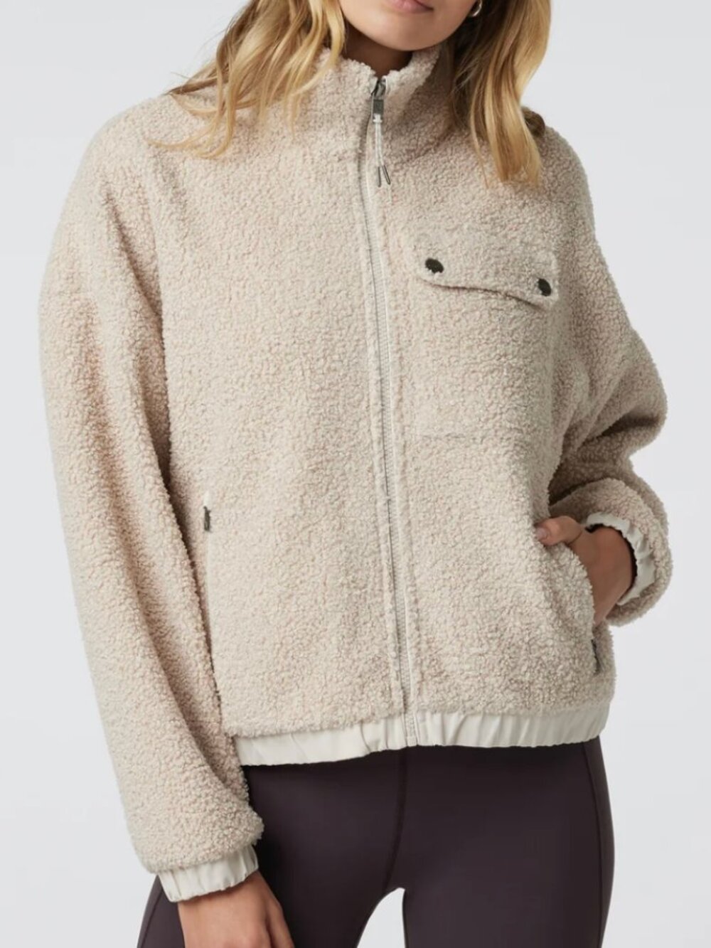 Vuori Sycamore Full Zip Jacket in Dune